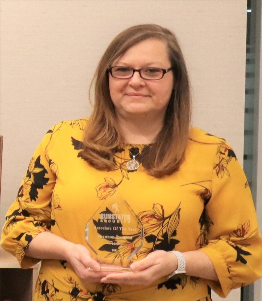 Shannon Lemond Associate of the Year 2021 Sunstates Security Company