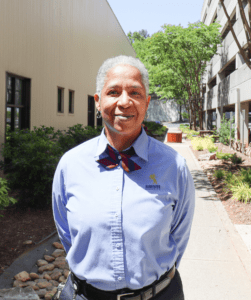 Security-Services-Roanoke-VA-Sunstates-Security-Company-e1630340921219-251x300